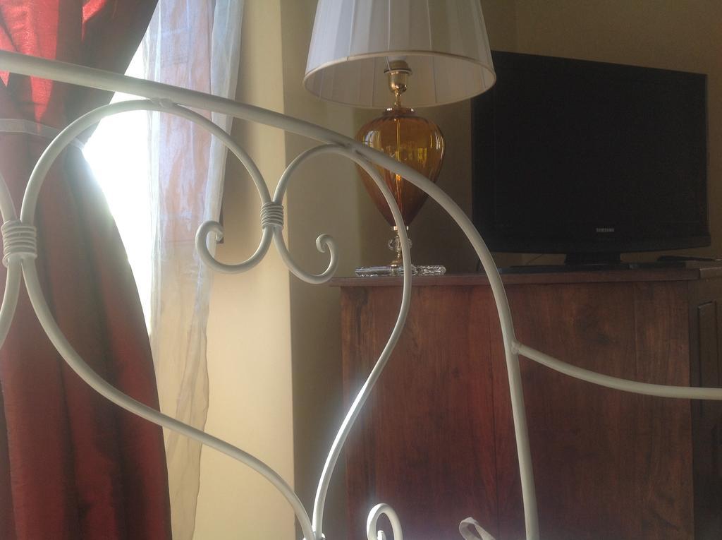 B&B La Dimora Sulmona Ruang foto